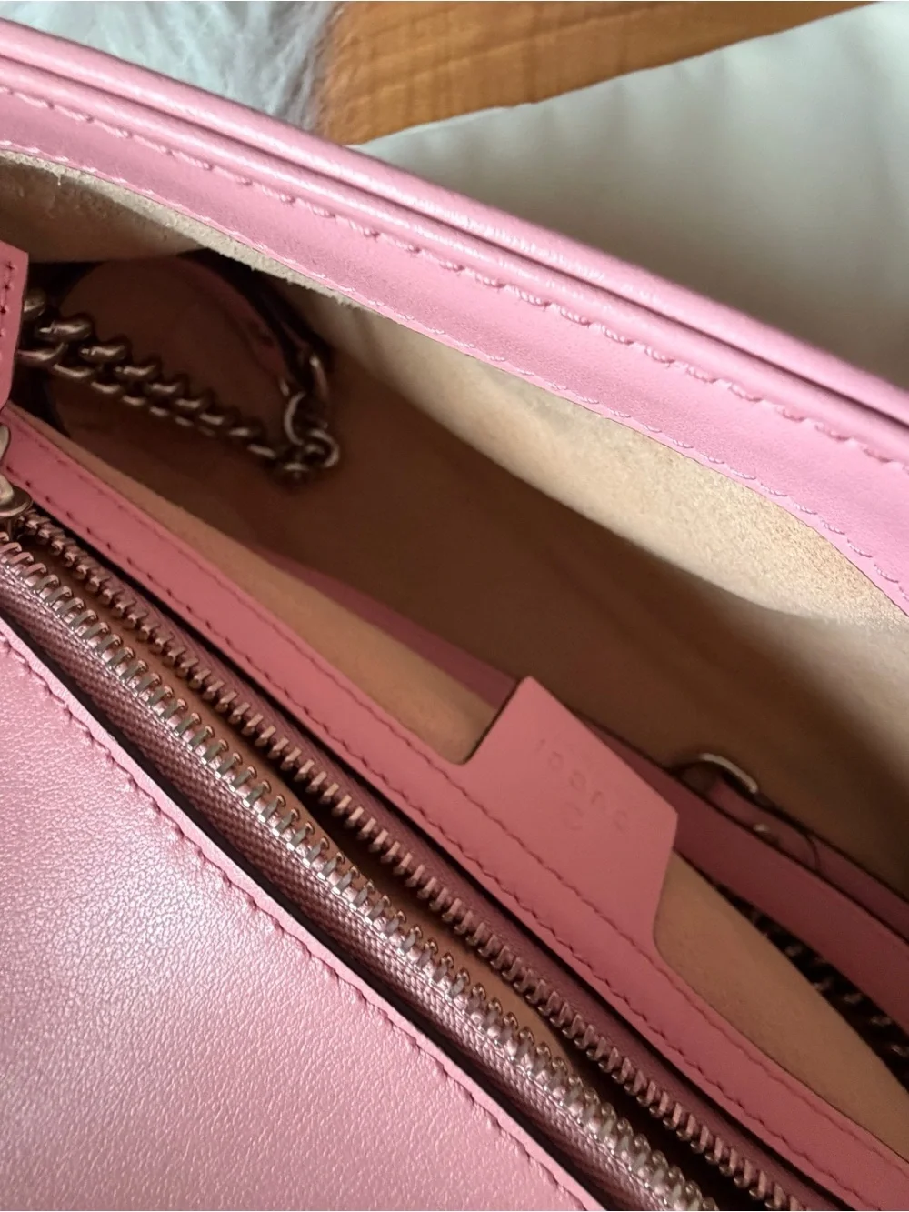 Gucci Pink GG Marmont Quilted Shoulder Bag with Chain Strap